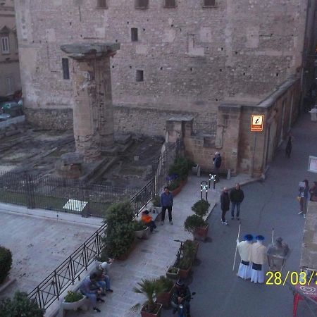 Camere Simili A Ostello Solo Per Uomini - Hostel-Like Rooms Only For Man Tarente Extérieur photo